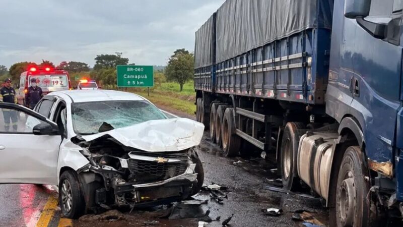 Tragédia na BR-060: mulher morre em acidente durante viagem para Campo Grande