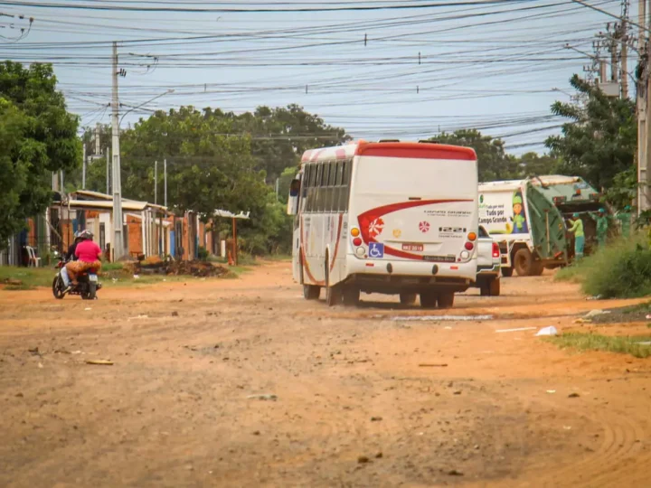 Jardim Centro-Oeste recebe ação gratuita com serviços de saúde e cuidados pessoais