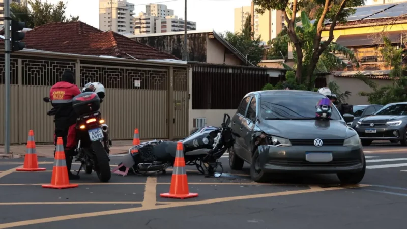 Motociclista fica ferido em acidente no dia do aniversário