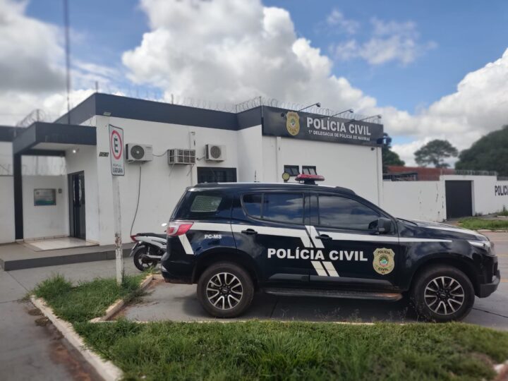 Criança corre à delegacia e homem é preso após agressões