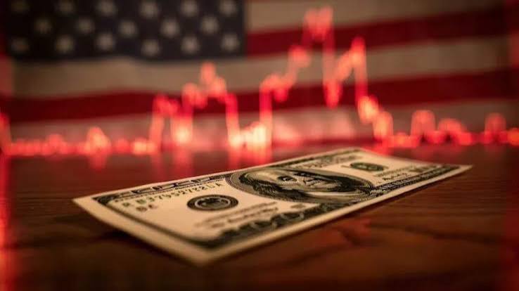Dólar fecha a R$ 5,10 e Bolsa sobe com alívio no petróleo e atenção ao Copom