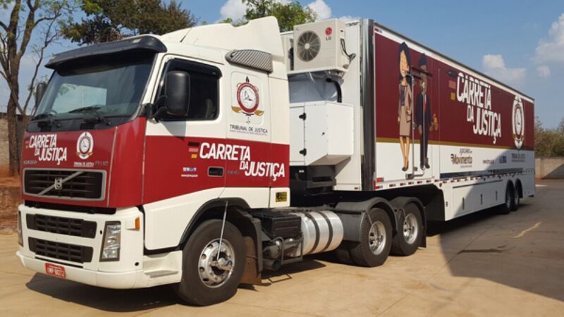 Carreta da Justiça atende mais de 1,1 mil pessoas e abre 207 ações em MS