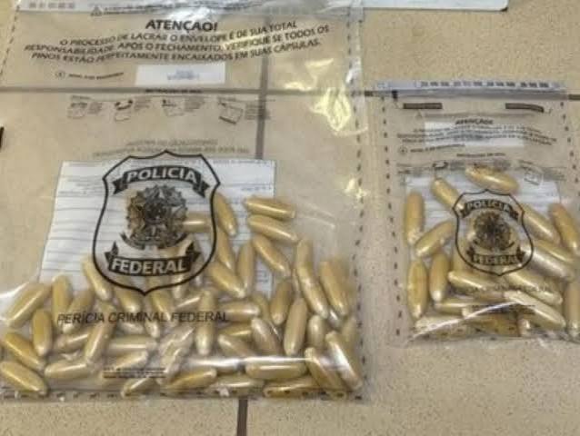 Operação da PRF prende 37 bolivianos com cocaína no estômago