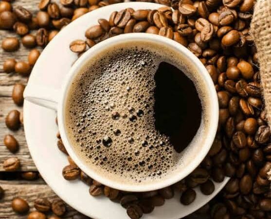 Alerta para quem toma café: Anvisa proíbe cápsulas e outros produtos de famosa marca