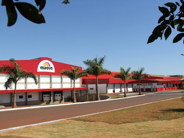 Aurora Coop promove mutirão de emprego com salário inicial de R$ 2 mil