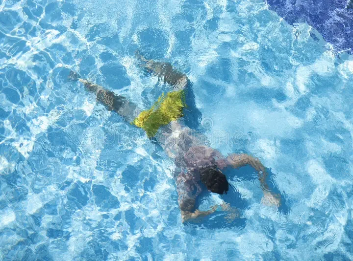 Ataque a tiros termina com homem morto dentro de piscina e outro ferido em Campo Grande
