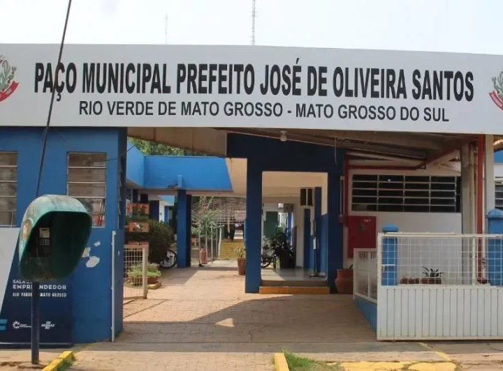 Justiça suspende concurso com 438 vagas após secretário municipal aparecer como candidato e organizador