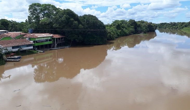 Rio Miranda chega a 6,76 metros e entra em estado de alerta em Mato Grosso do Sul