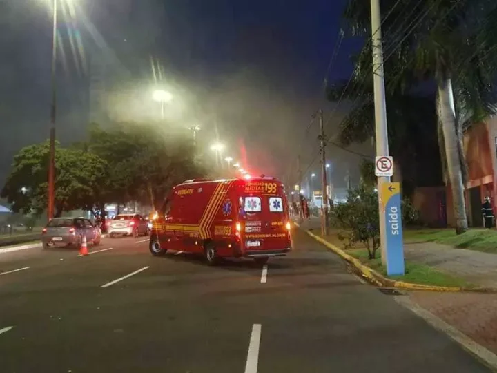 Gordura na churrasqueira provoca princípio de incêndio em restaurante na Afonso Pena