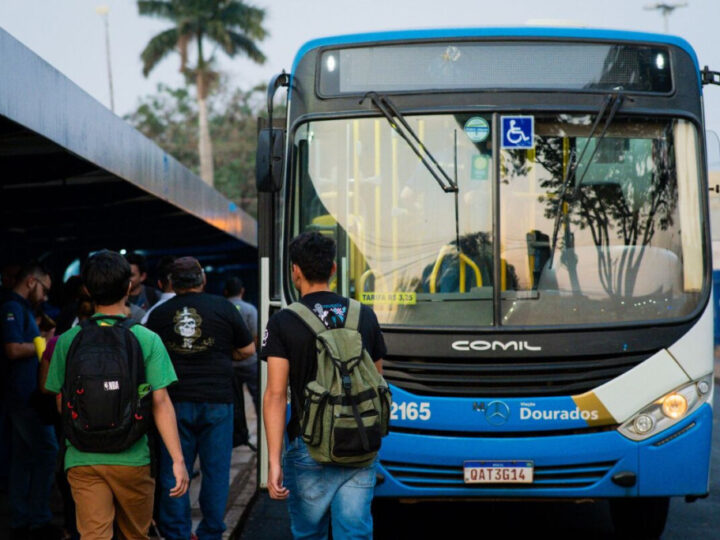 Dourados terá ônibus gratuito no domingo de eleição e suspenderá aulas em períodos específicos