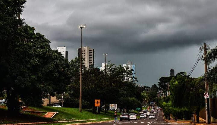 Ciclone extratropical provoca alerta de tempestades e queda de até 7°C em MS neste domingo