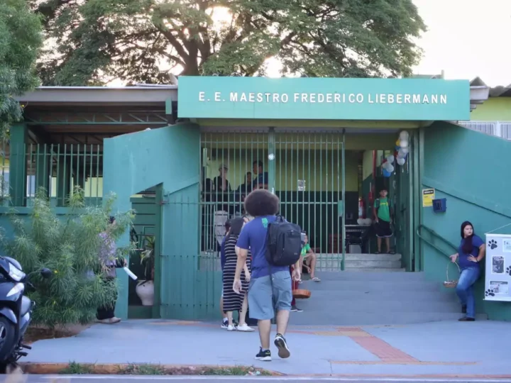 Bolsa em escola particular pode limitar acesso a cotas e benefícios sociais