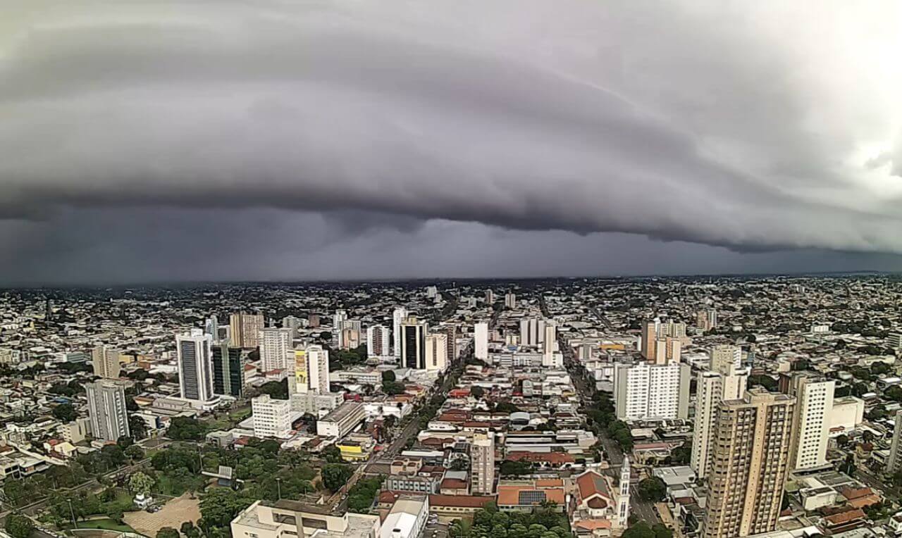 Região: Chuva forte e ventania colocam Campo Grande em alerta a partir desta noite